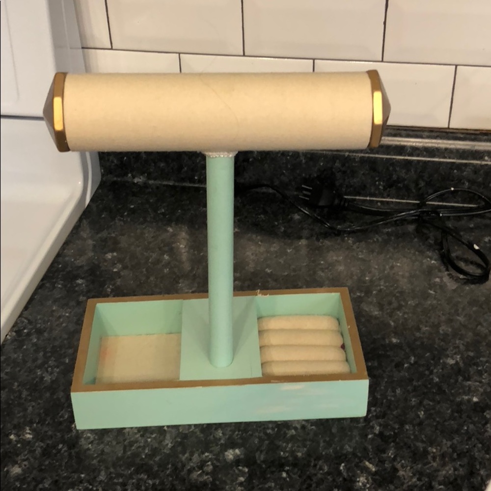 Jewelry holder